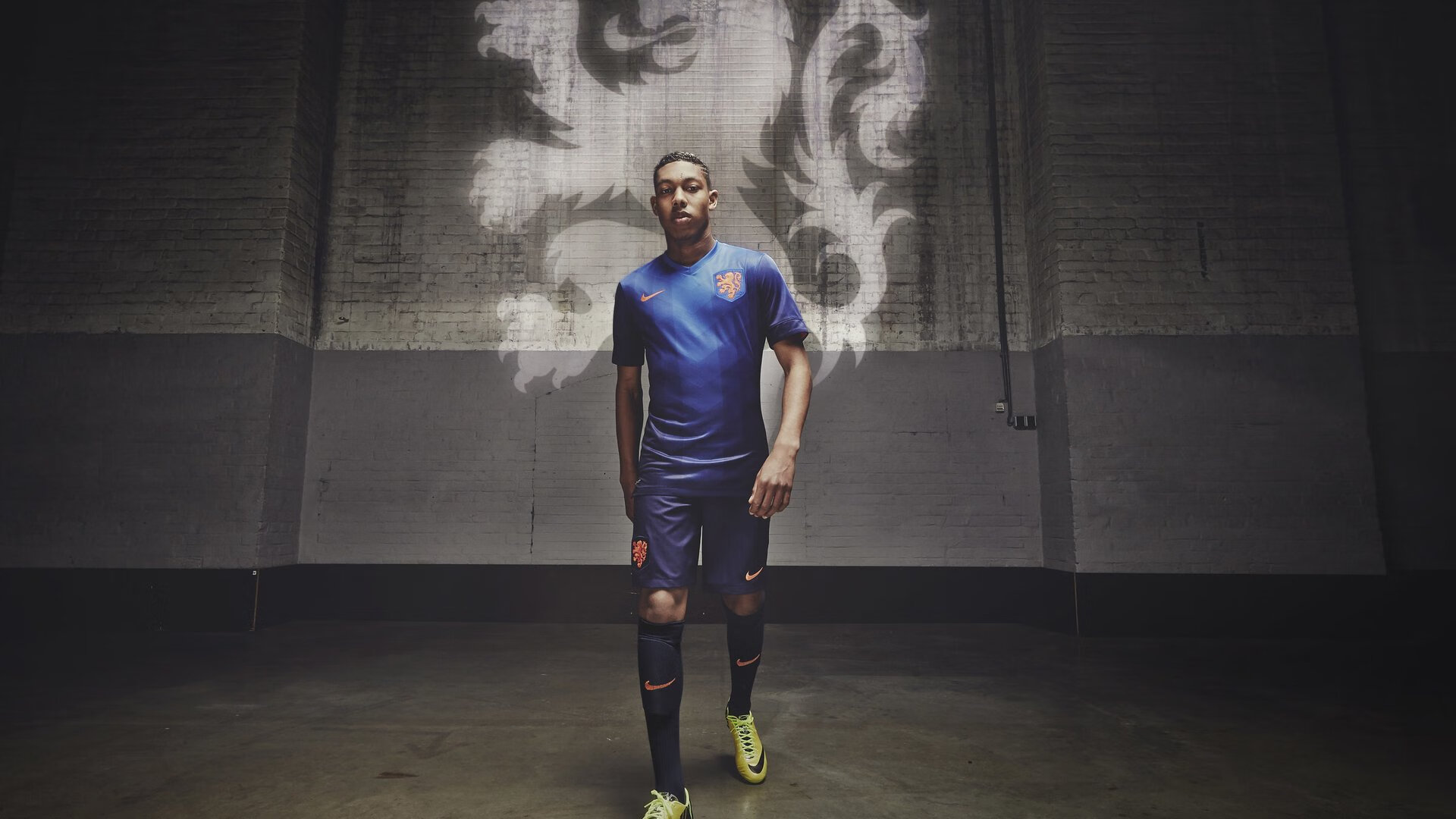 开云体育在线登录-西甲瞬间难忘，专家点评亮点，西甲看点